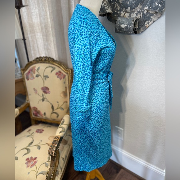 Diane von Furstenburg New Julian Two Petal Dreams Blue Color Wrap Dress size 0 - Picture 5 of 10